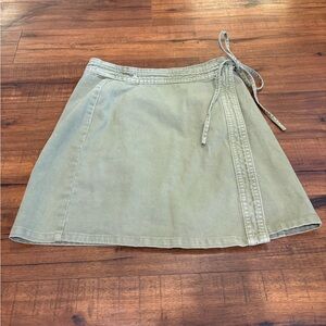 Vero Moda Denim Wrap Skirt Olive Green Denim Side Tie Size Medium NWT